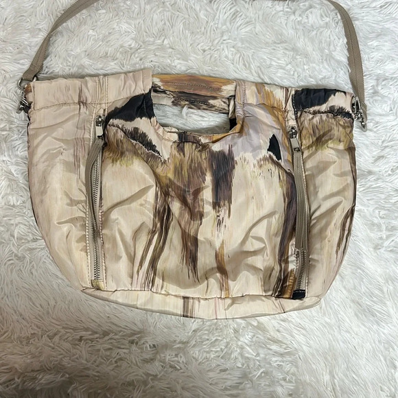 Vince Camuto Harlo Women's Small Tote Satchel in Neutral Multi Washable - Picture 1 of 9